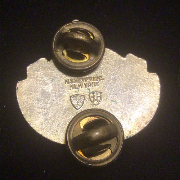 Vintage WW2 101st Airborne pin Rare - Picture 4 of 4